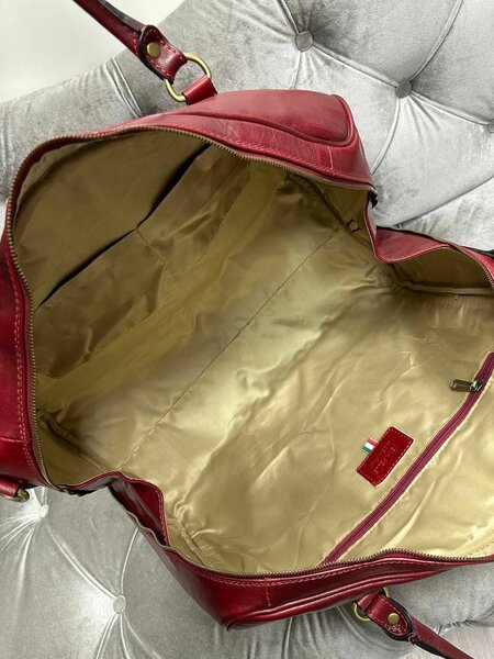 Дорожная сумка, Италия