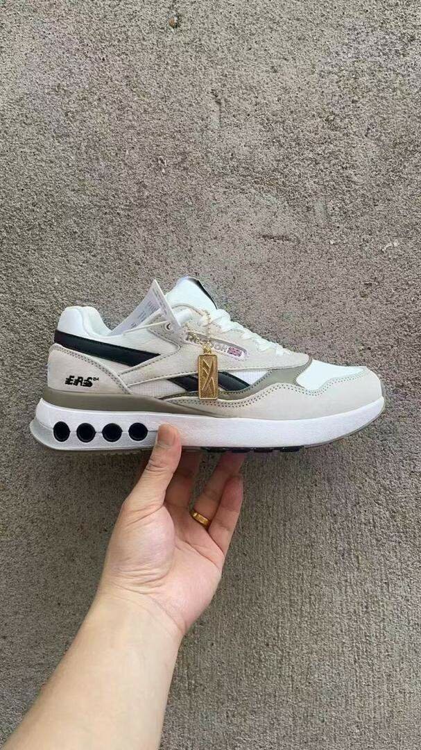 Baskets légères tendance