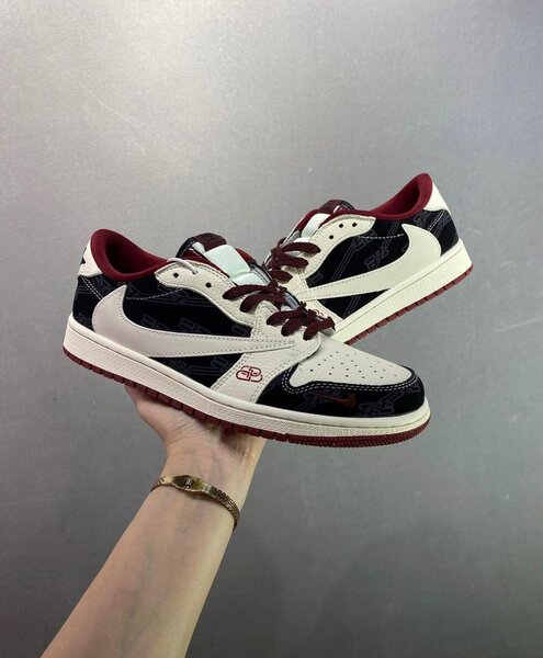 Baskets basses élégantes