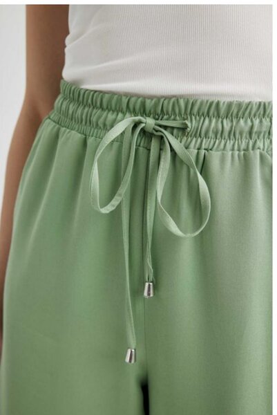 Culotte/ short ample vert