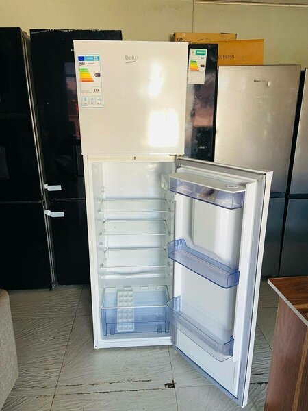 Medium fridge