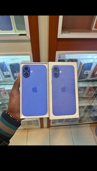 iPhone 16 Bleu