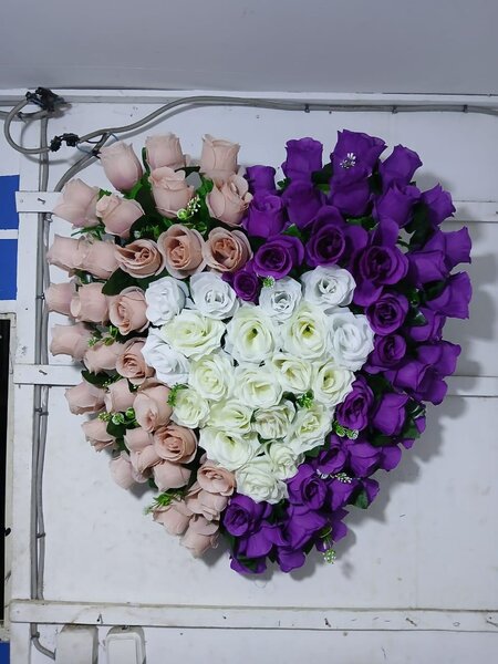 Couronnes de fleurs artificielles