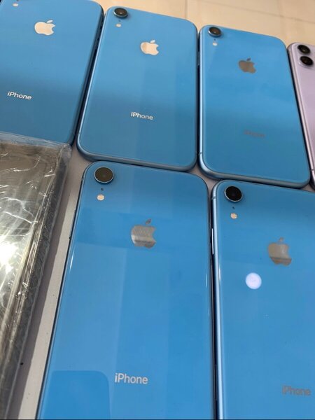 iPhone XR