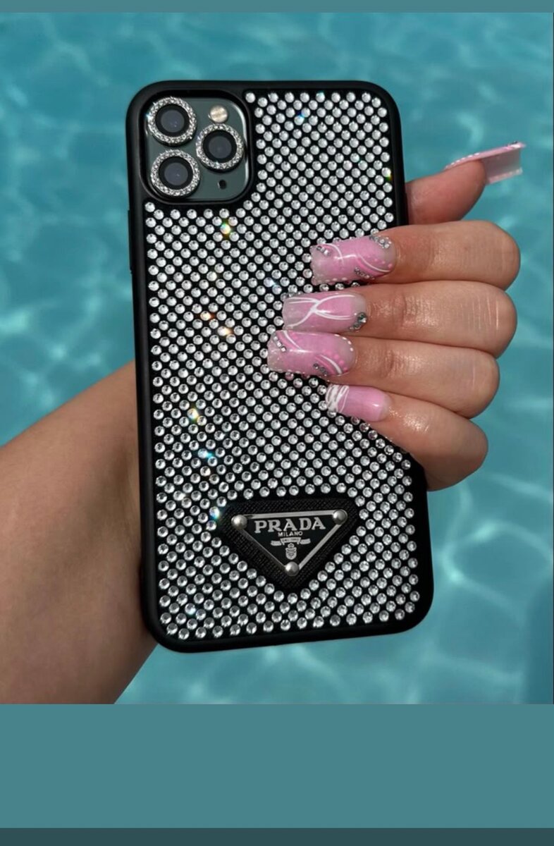 Étui Luxe Strass Prada