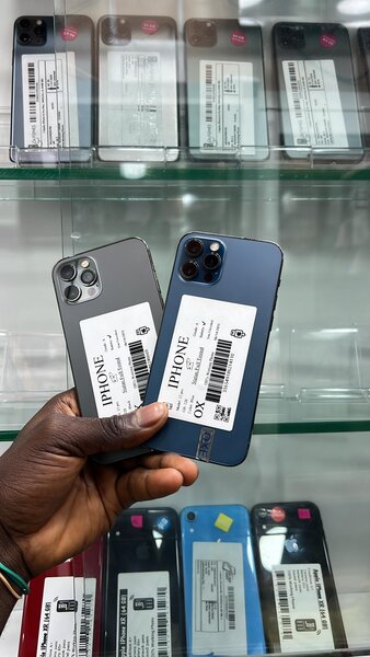 iPhone 12 Pro 128 GB QUASINEUF