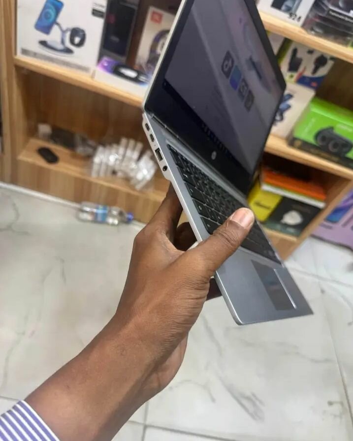 HP Compact Laptop 14"