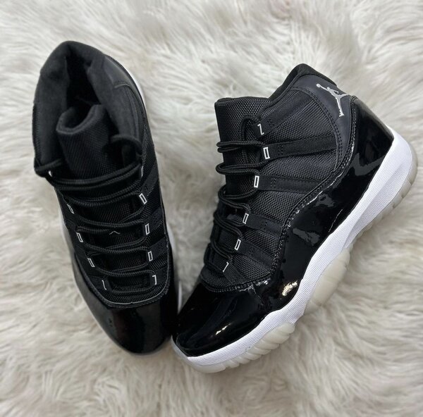 Air Jordan 11