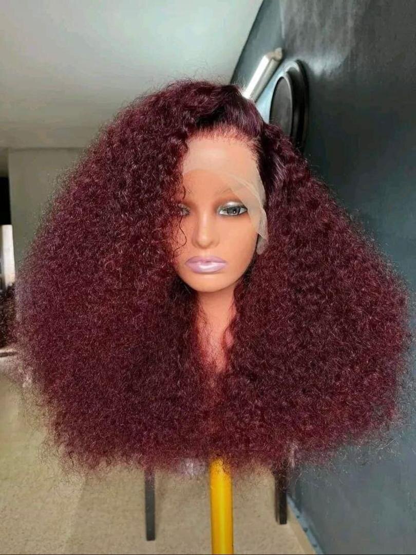 Perruque bouclée vietnamienne