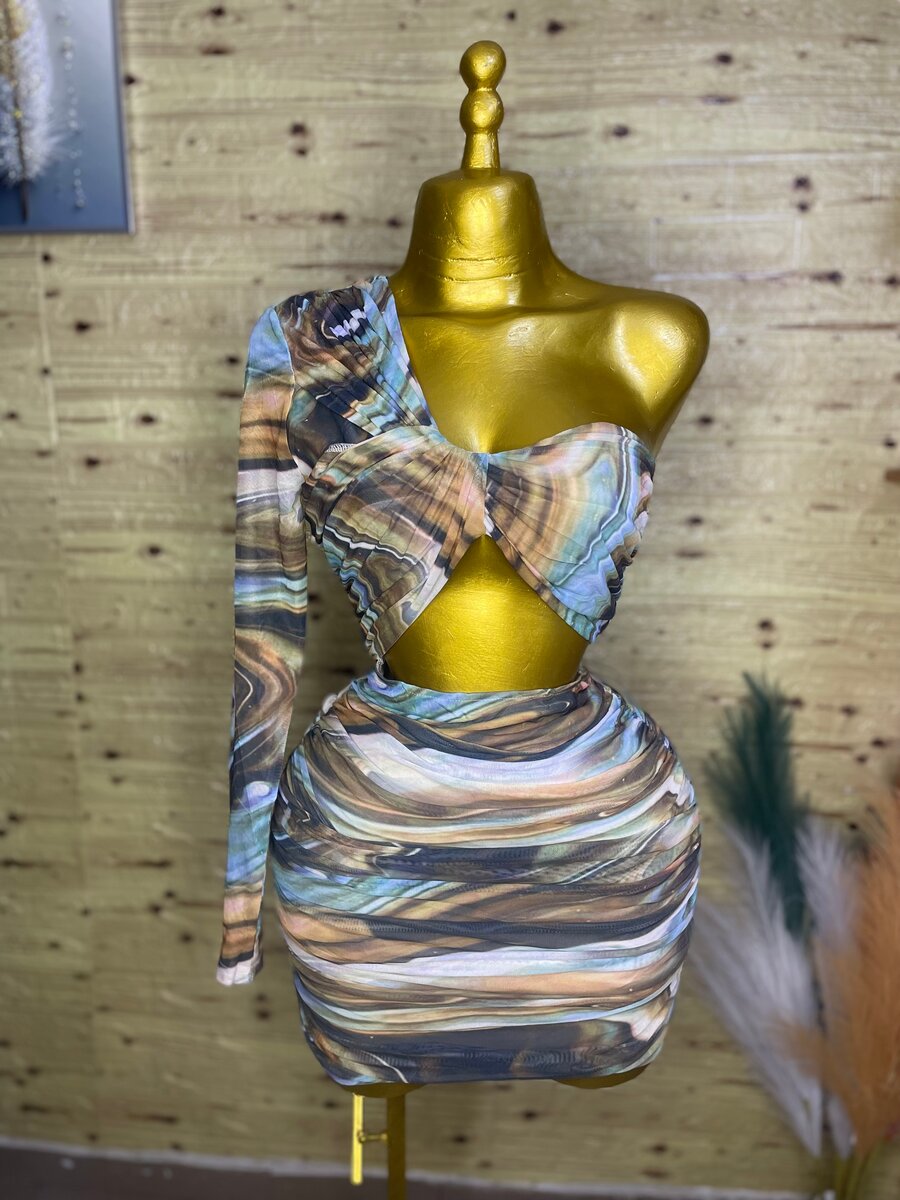 Robe élégante d'été