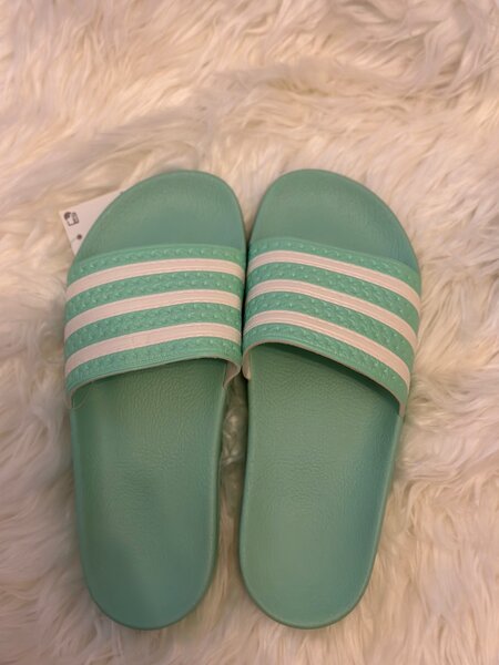 Claquettes adidas