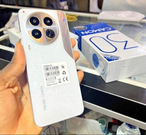 Smartphone Tecno Camon 20