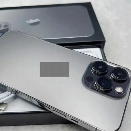 Smartphone haut de gamme argent