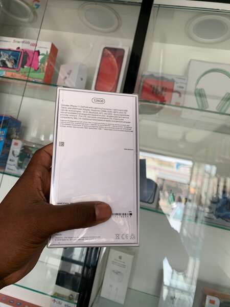 iPhone 11