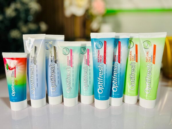 sensitive teeth, bleeding gum, whitening, mouth odor