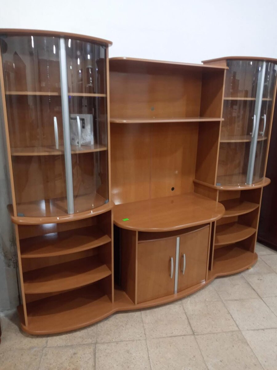 Buffet en bois moderne