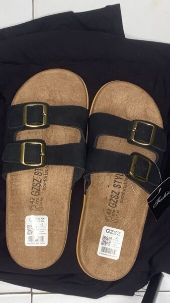 Sandales Unisex à Boucles