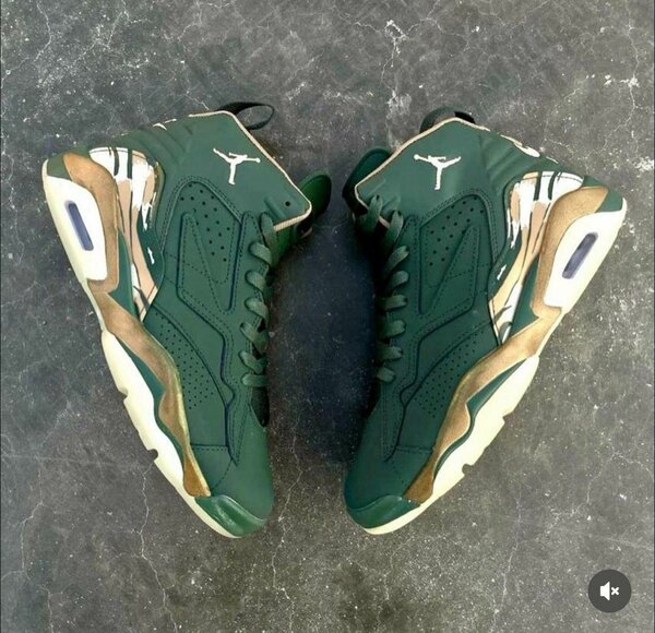 Baskets Nike Air Jordan verte