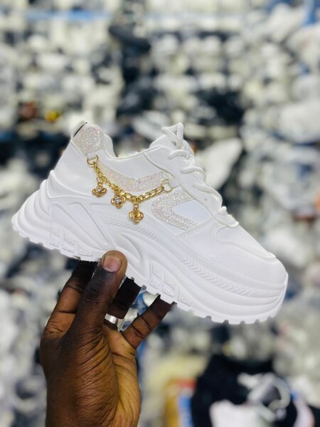 Baskets glamour dorées