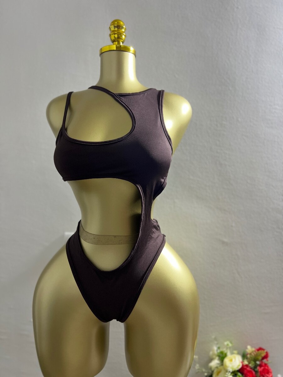Maillot de bain découpé sexy