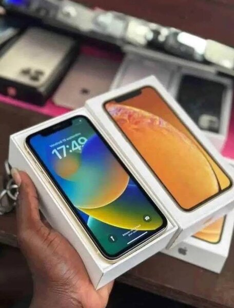 iPhone XR Jaune Débloqué