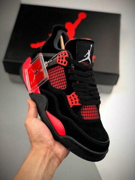 Jordan 4