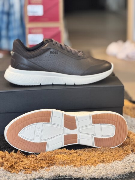 Chaussures de sport marron élégantes