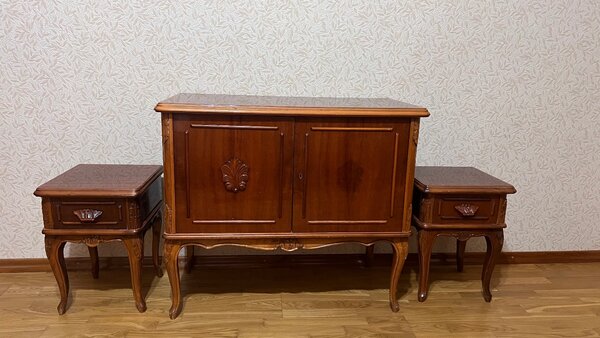 Спальный гарнитур