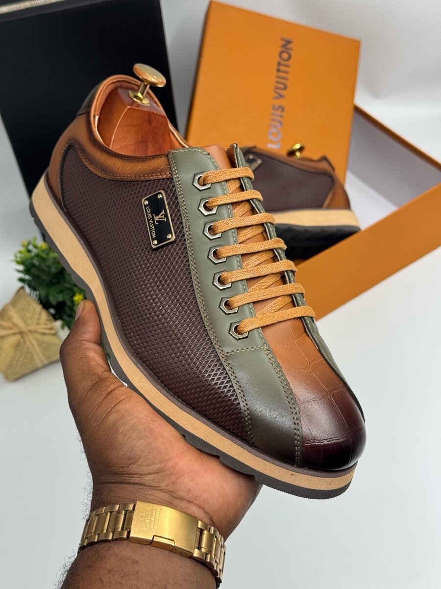 LOUIS VUITTON COFFE AND GREY