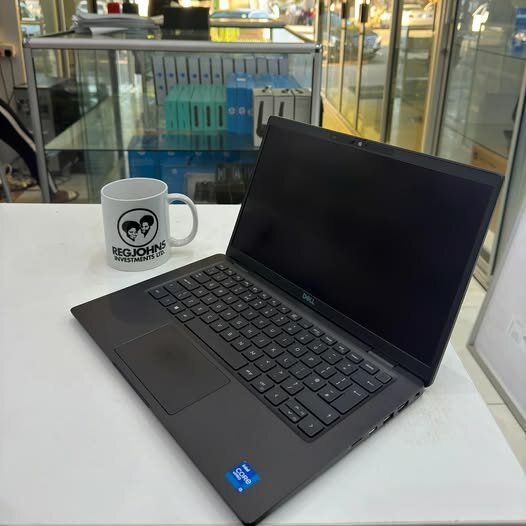 Dell Latitude 7320