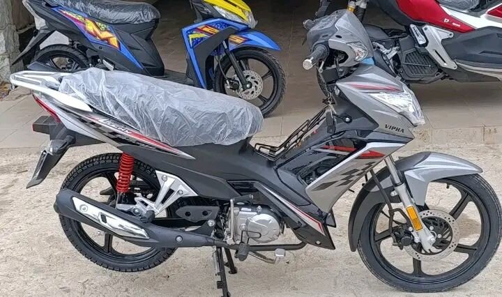 Moto Vipa 110cc compacte