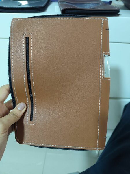 Pochette de Documents Cuir Élégant