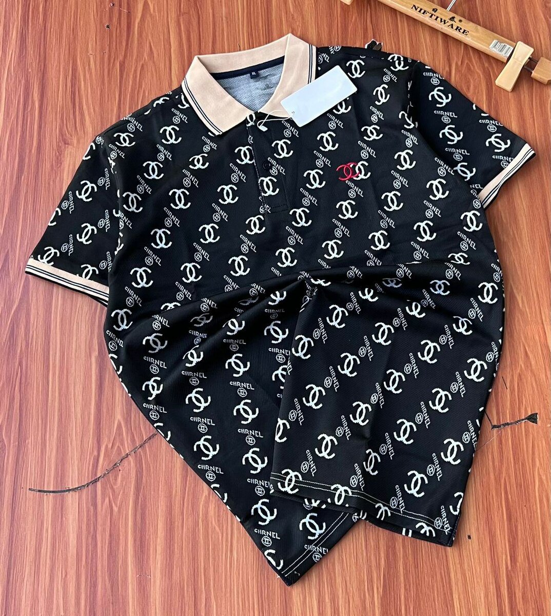 DESIGN LACOSTE AVAILABLE