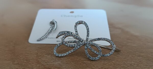 Серьга на одно ухо