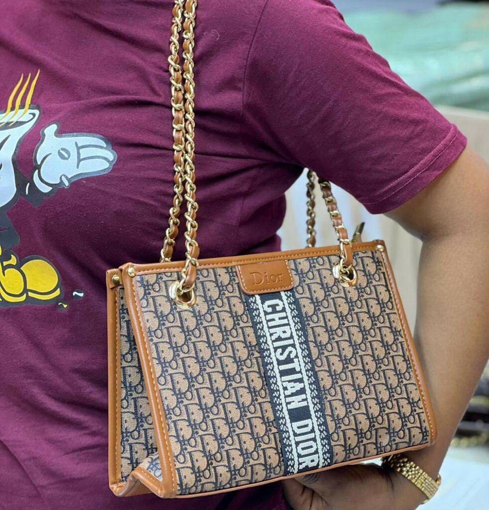 GOOD QUALITY HANDBAG