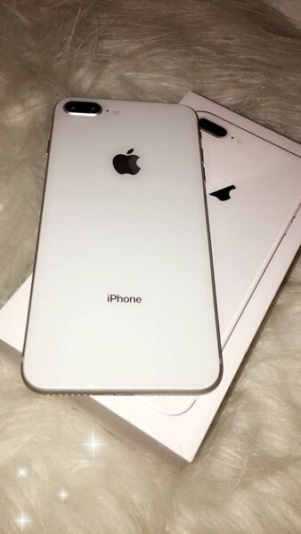 iPhone 8 Plus 64Go Argent