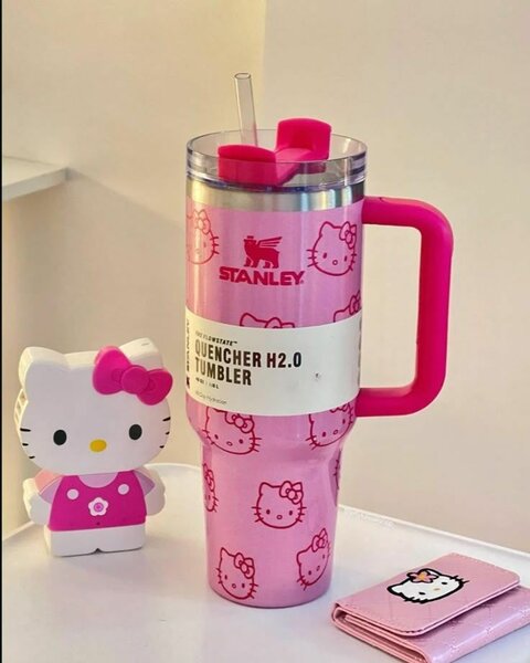 Tasse Stanley Hello Kitty