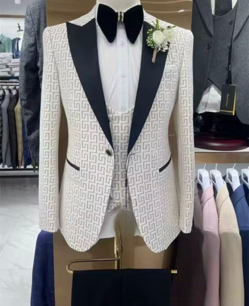 QUALITY DESIGNED SUIT