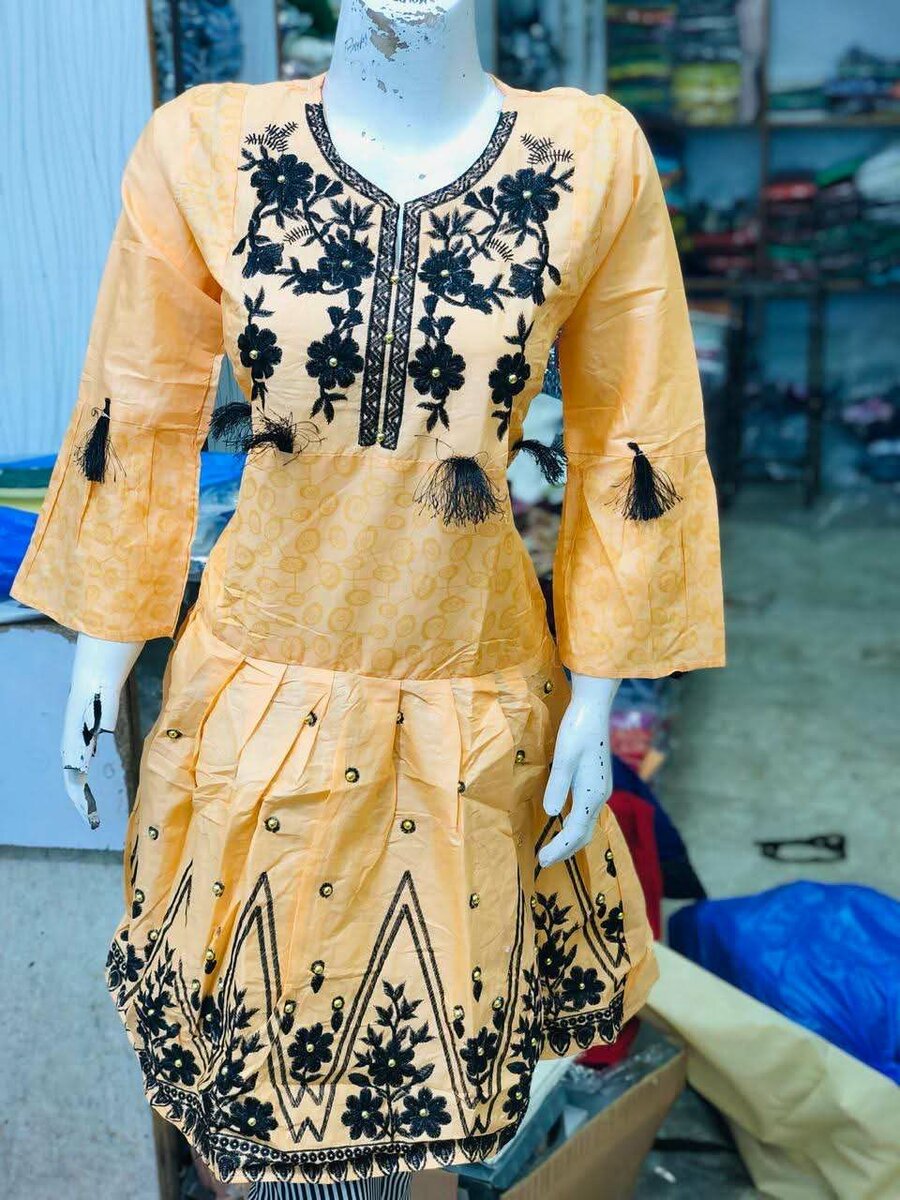 Ladies dress