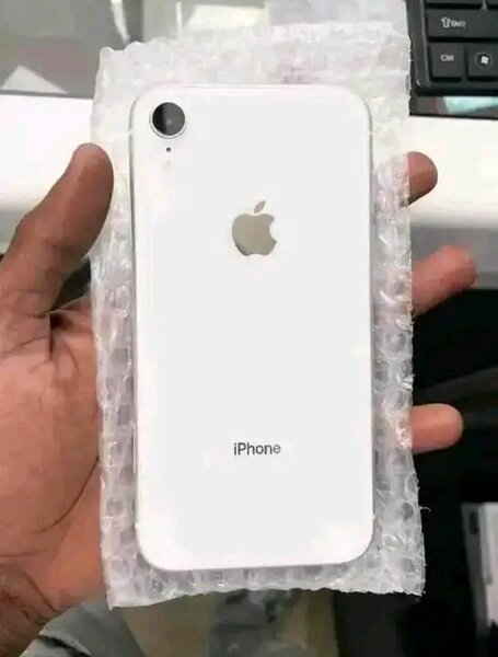 iPhone XR 64GB Blanc Débloqué