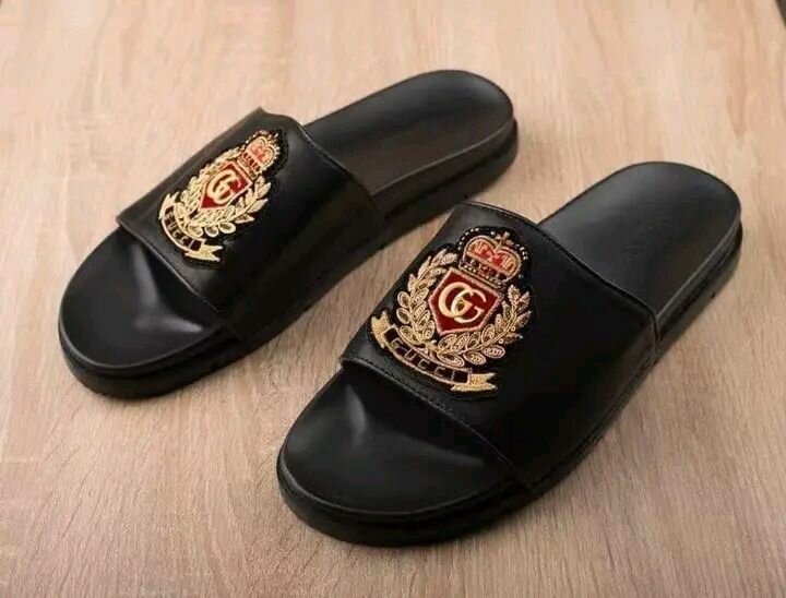 Claquettes de luxe homme