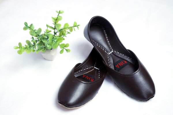 Brown plain Leather Khussa