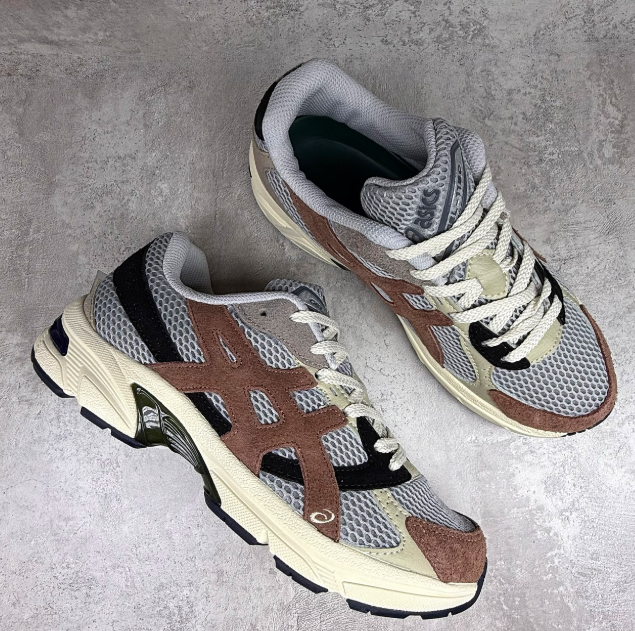 Шикарные кроссовки