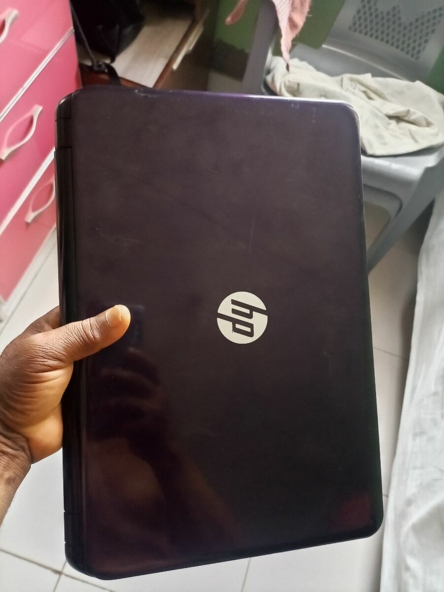 HP 15 notebook PC 4005U