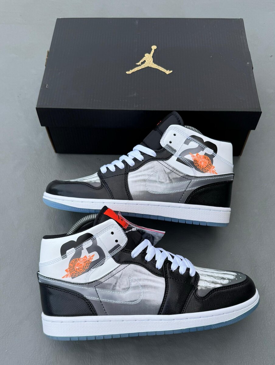 Air Jordan 1 Mid SE