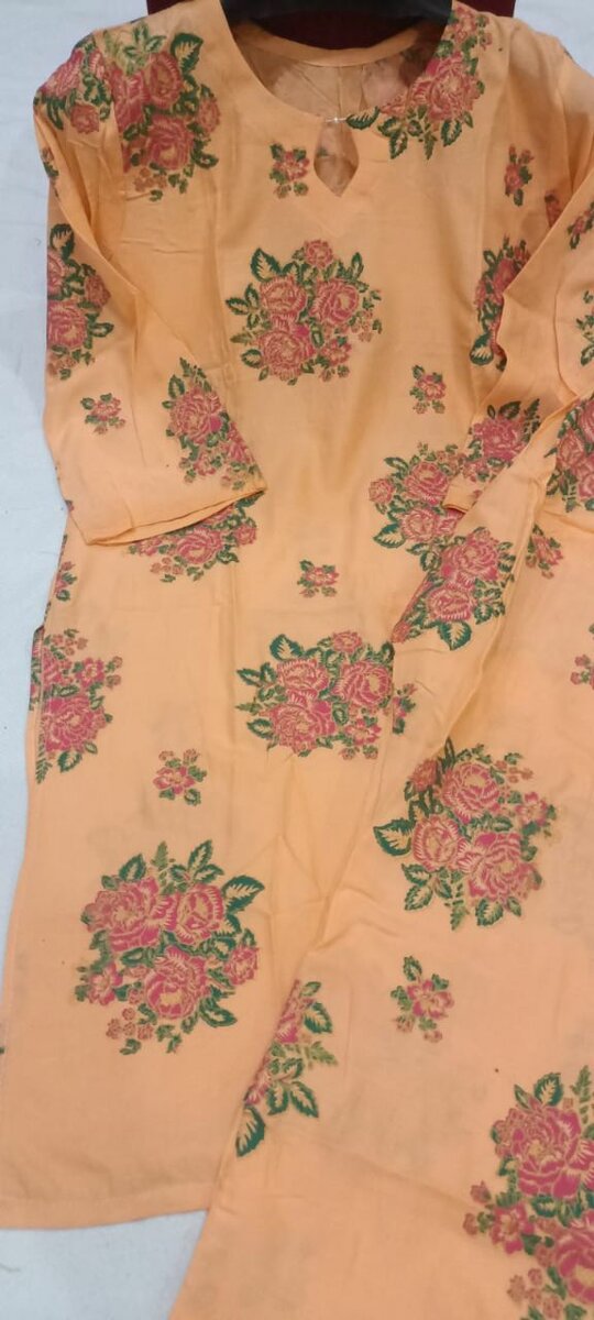 Most demanding Gulab print Linen 2p suit for girls and women