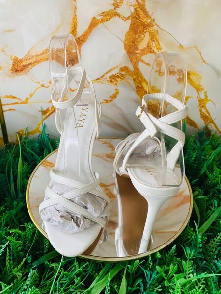 Sandales à Talons Élégantes