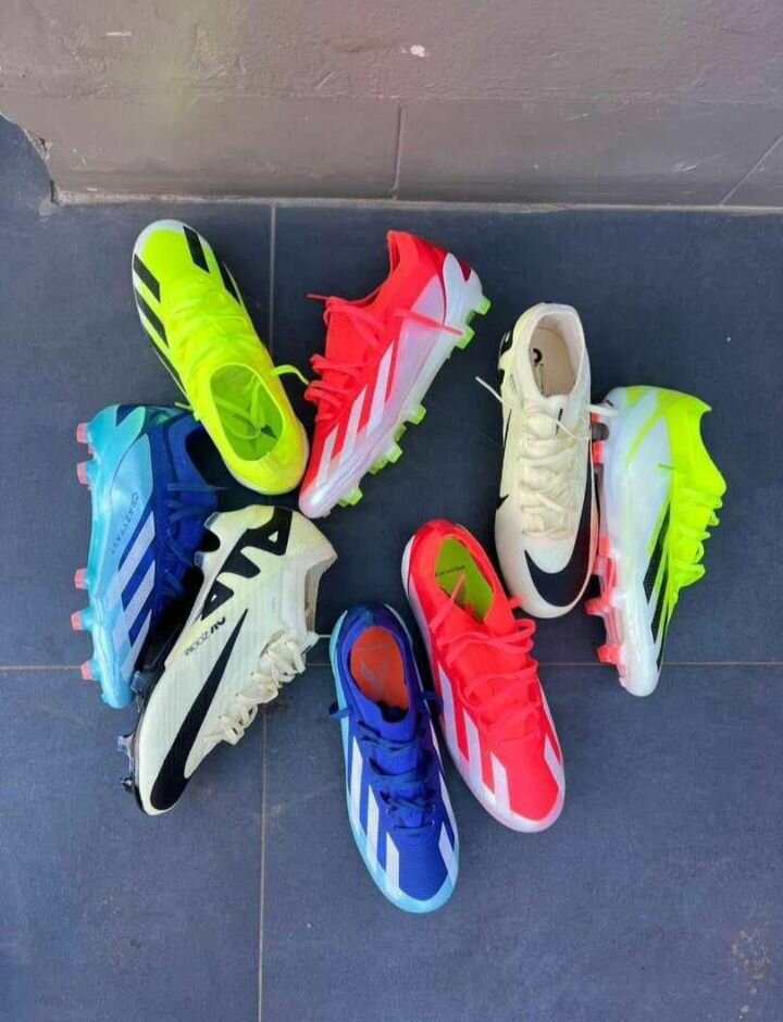 Paires de marques de football
