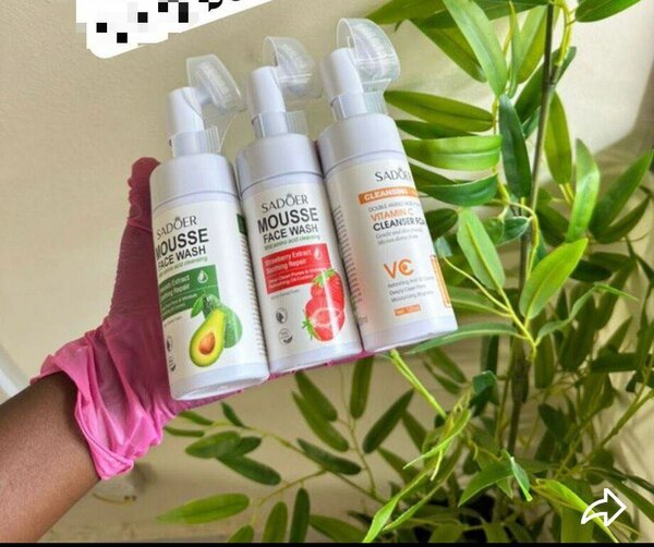 Mousse nettoyante visage