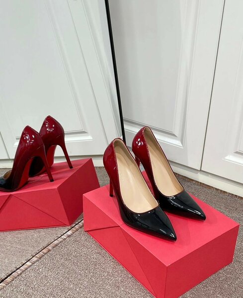 Louboutin dupe heel